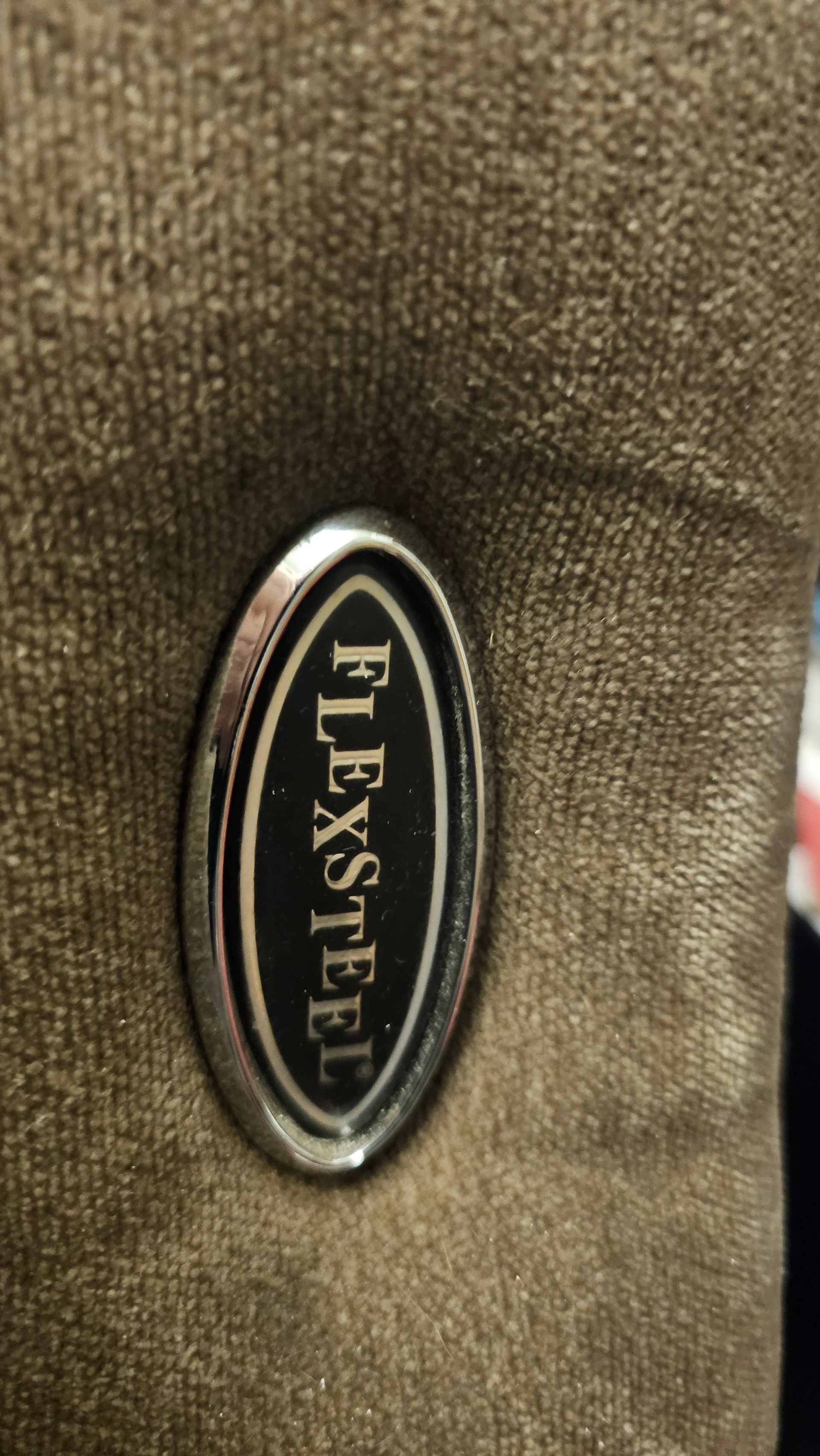 Flexsteel Captain's Chairs — Pair (2x) — photo 2